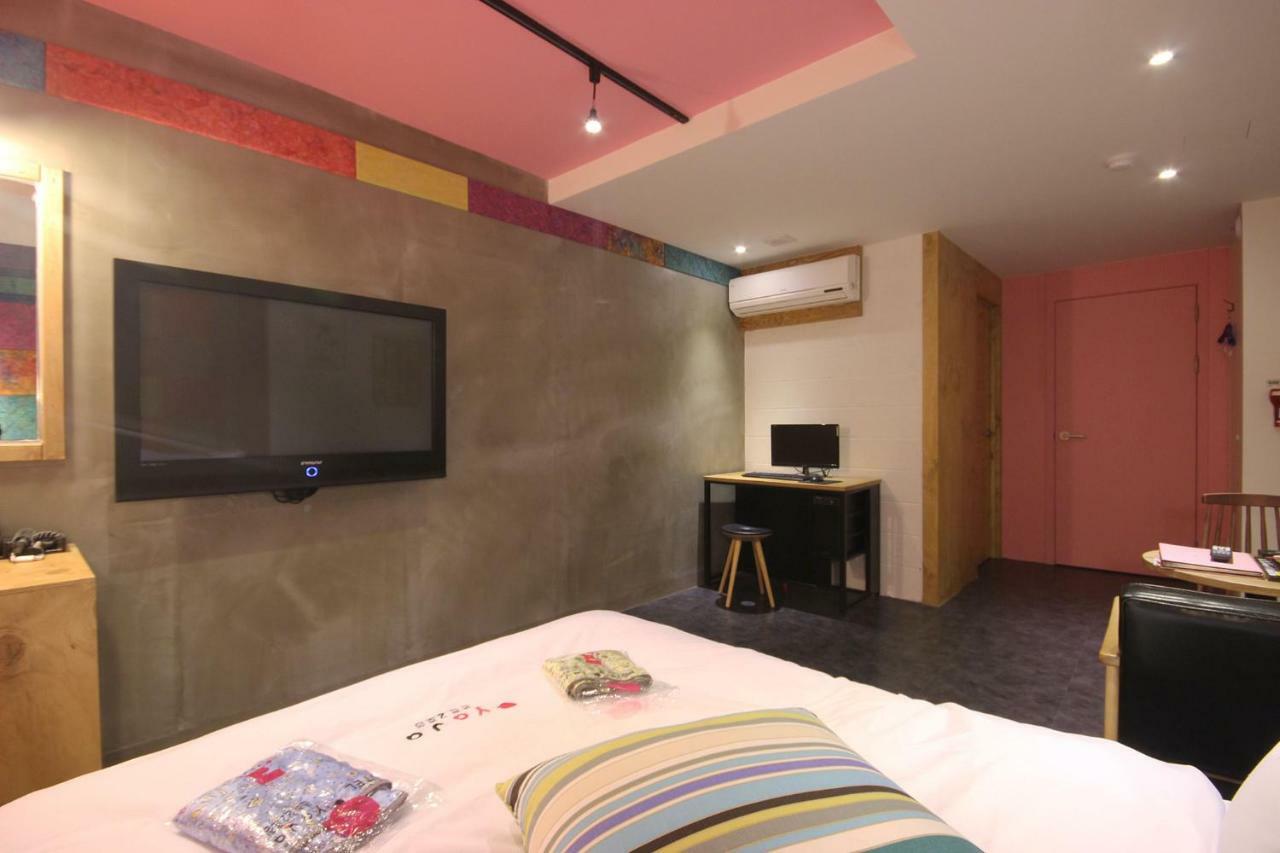 Hotel Yaja Dongnae Пусан Екстер'єр фото